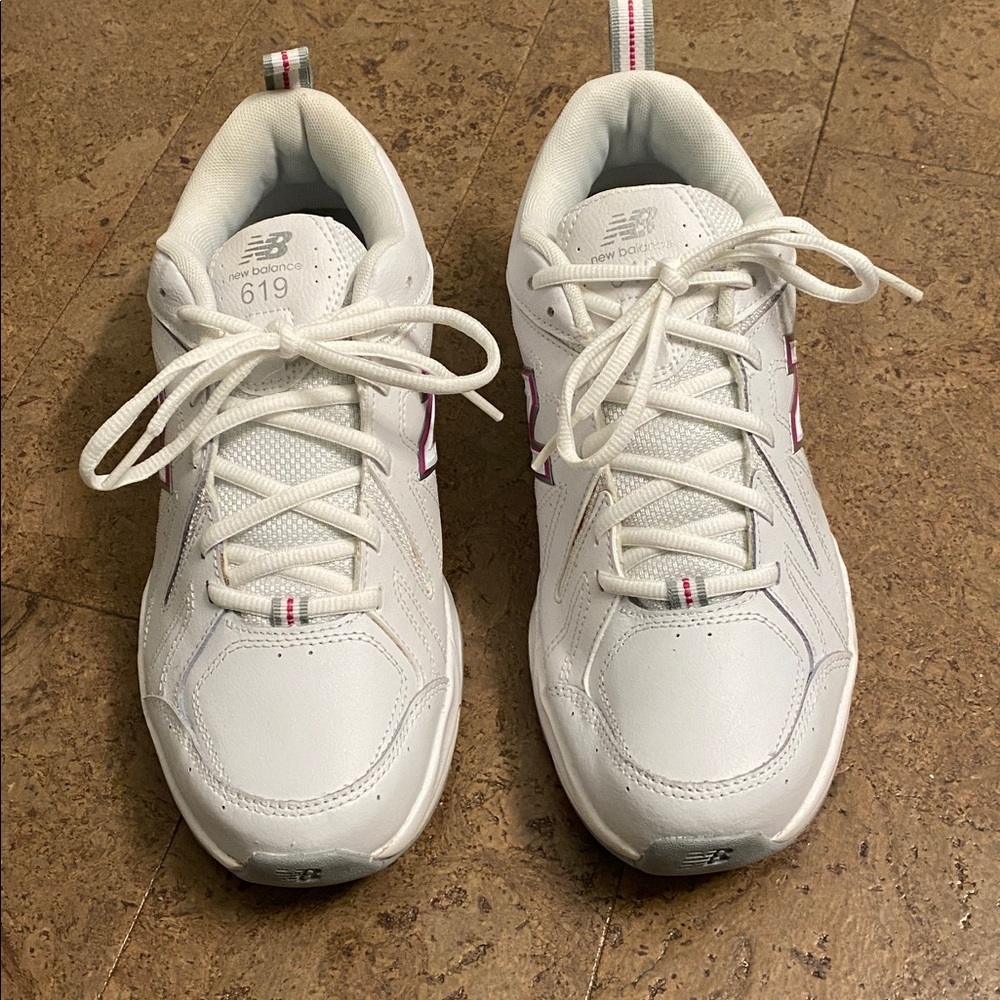 NIB New Balance White Athletic Shoes - Picture 8 of 11